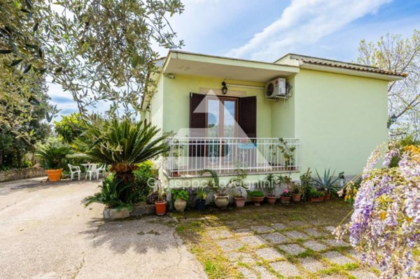 casa indipendente in vendita a Castel Gandolfo