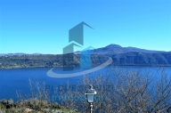 ufficio in vendita a Castel Gandolfo
