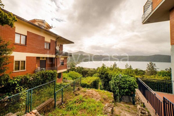 appartamento in vendita a Castel Gandolfo