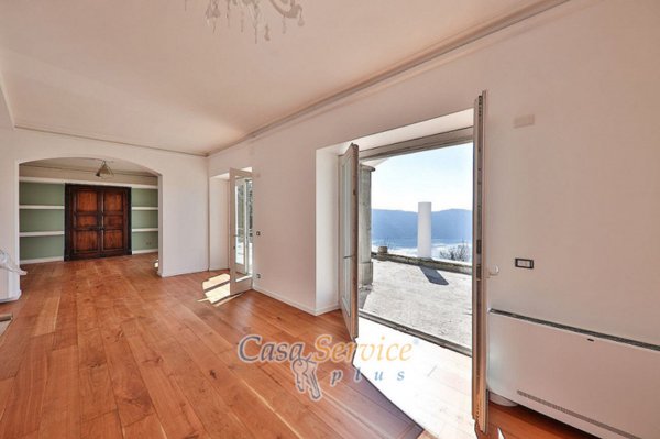 casa indipendente in vendita a Castel Gandolfo