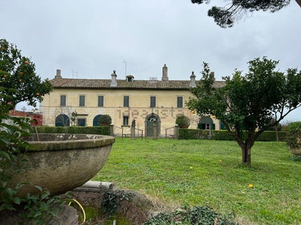 casa indipendente in vendita a Castel Gandolfo