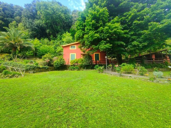 casa indipendente in vendita a Castel Gandolfo