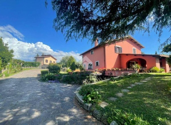 casa indipendente in vendita a Castel Gandolfo in zona Pavona