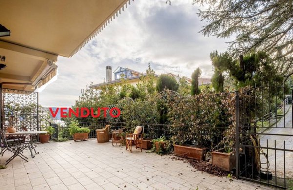 appartamento in vendita a Castel Gandolfo