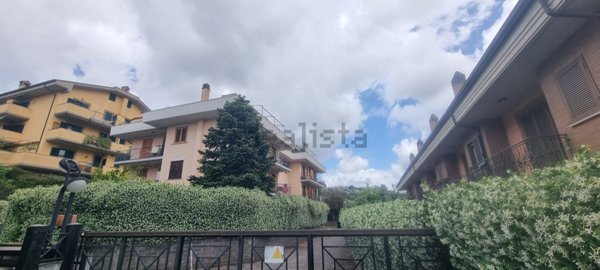 appartamento in vendita a Castel Gandolfo in zona Pavona