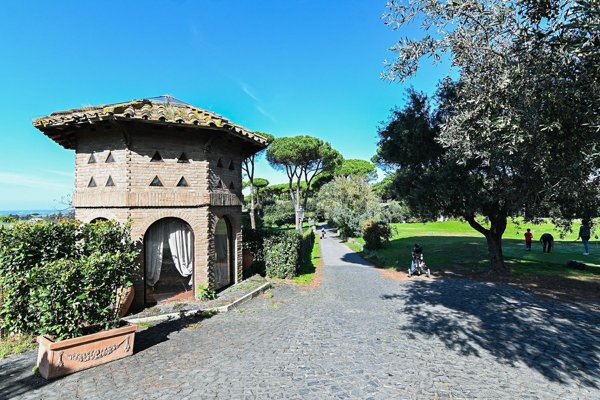 appartamento in vendita a Castel Gandolfo