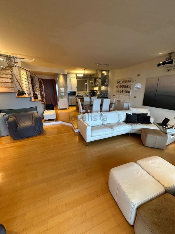 casa indipendente in vendita a Castel Gandolfo