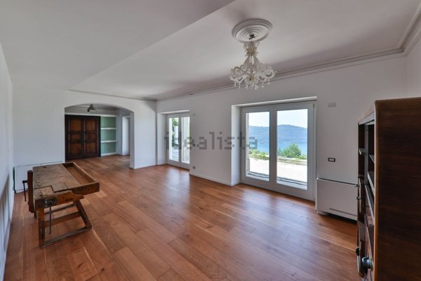 casa indipendente in vendita a Castel Gandolfo