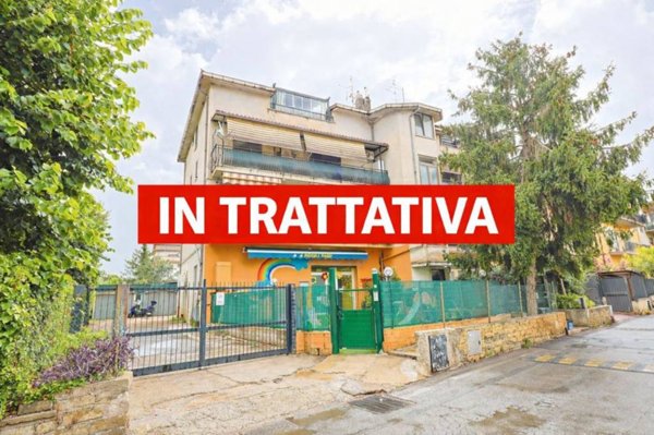 appartamento in vendita a Castel Gandolfo in zona Pavona