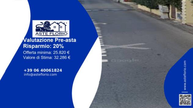 locale di sgombero in vendita a Castel Gandolfo in zona Pavona