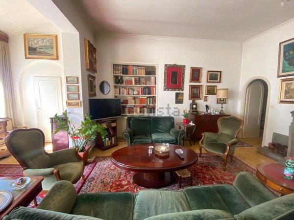 casa indipendente in vendita a Castel Gandolfo