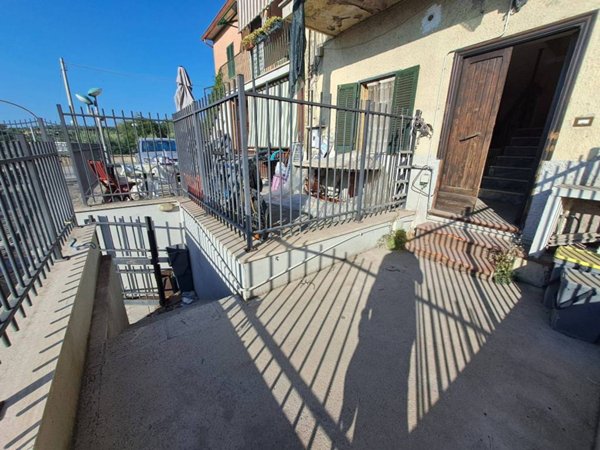 casa indipendente in vendita a Castel Gandolfo in zona Pavona