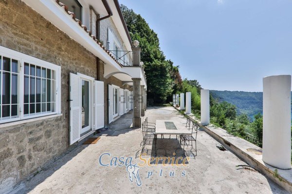 casa indipendente in vendita a Castel Gandolfo