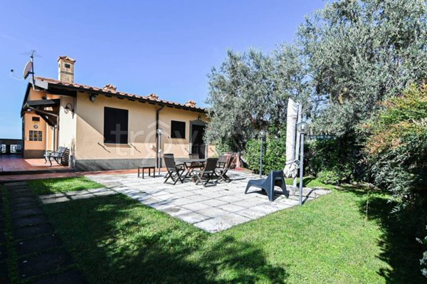 casa indipendente in vendita a Castel Gandolfo