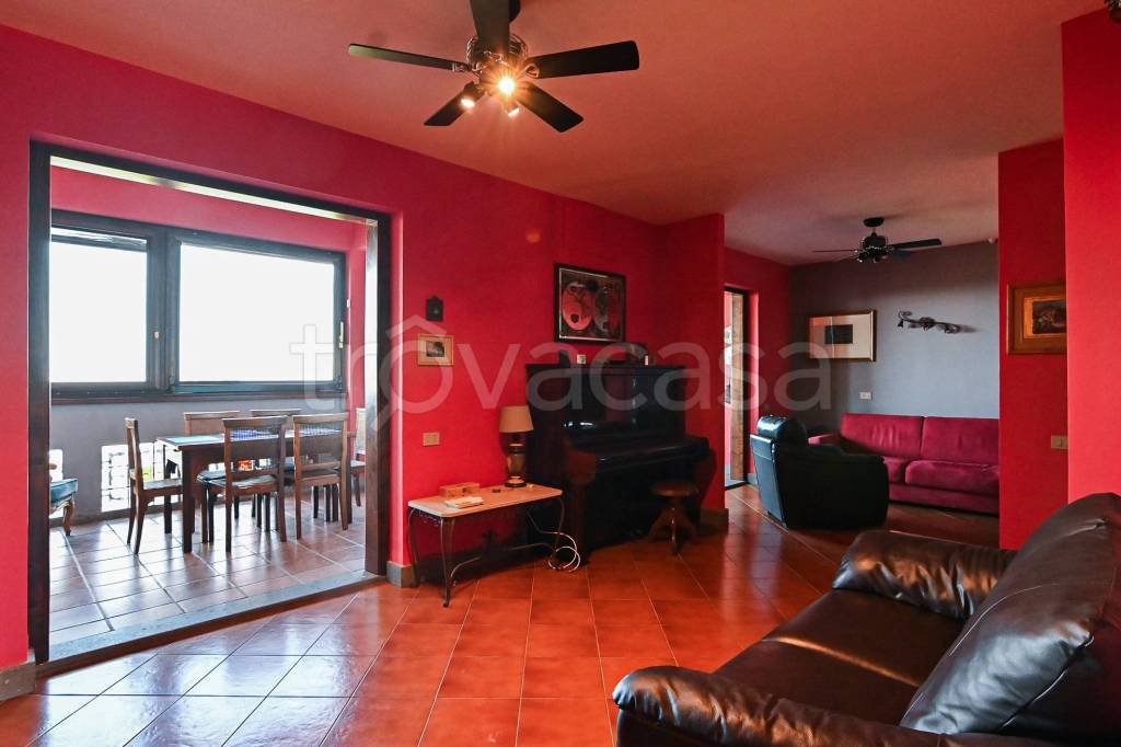 casa indipendente in vendita a Castel Gandolfo