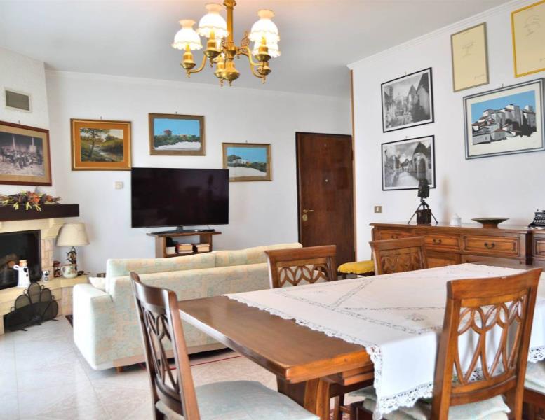 appartamento in vendita a Castel Gandolfo in zona Pavona