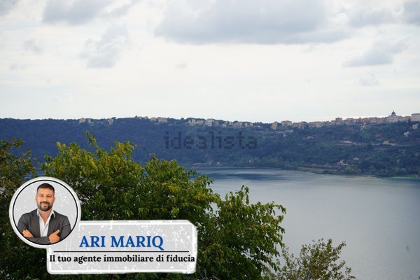 casa indipendente in vendita a Castel Gandolfo
