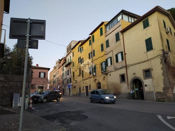 locale commerciale in vendita a Castel Gandolfo