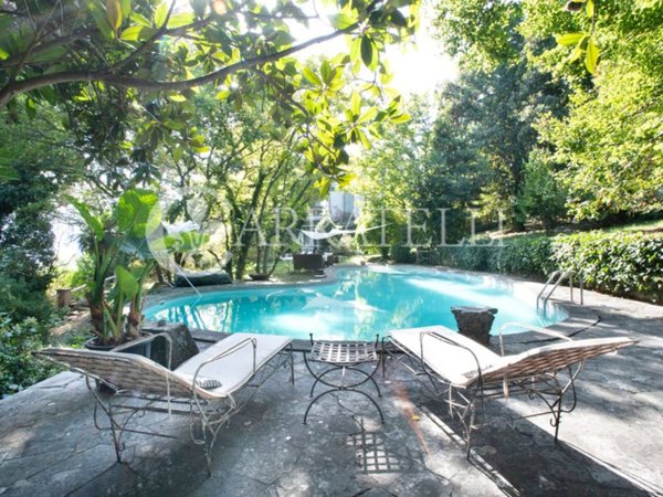 villa in vendita a Castel Gandolfo