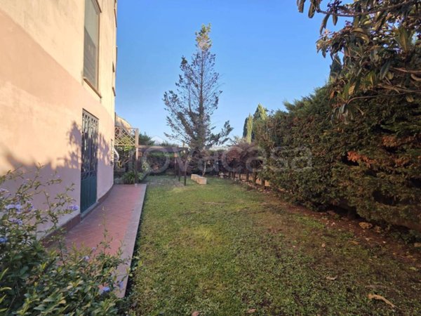 appartamento in vendita a Castel Gandolfo in zona Pavona