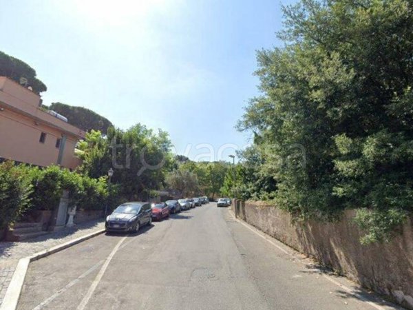 negozio in vendita a Castel Gandolfo