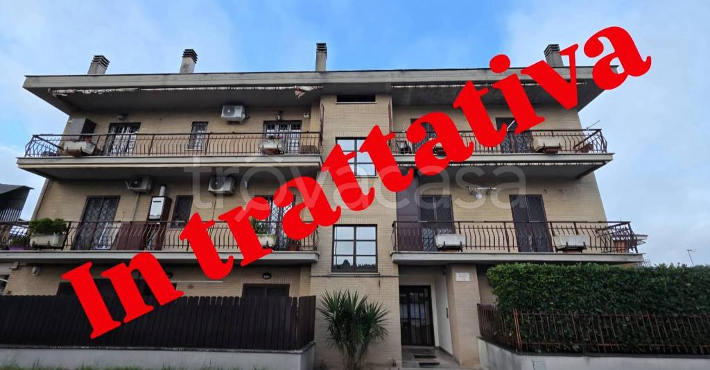 appartamento in vendita a Castel Gandolfo in zona Pavona