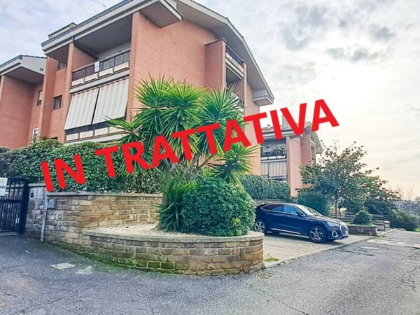 appartamento in vendita a Castel Gandolfo in zona Pavona