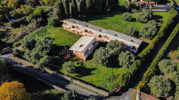 casa indipendente in vendita a Castel Gandolfo
