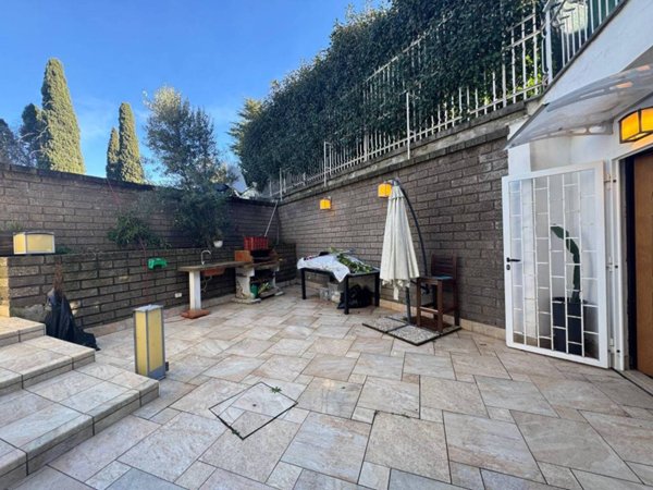 appartamento in vendita a Castel Gandolfo in zona Pavona