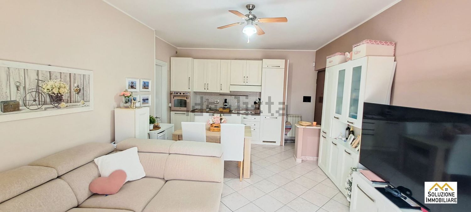 appartamento in vendita a Castel Gandolfo in zona Pavona