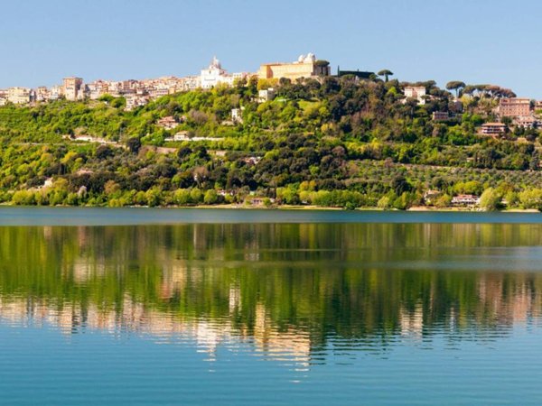 negozio in vendita a Castel Gandolfo