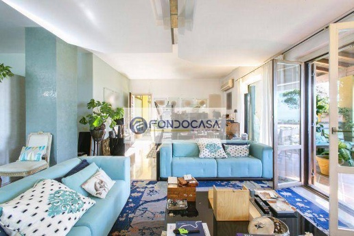 casa indipendente in vendita a Castel Gandolfo in zona Pavona