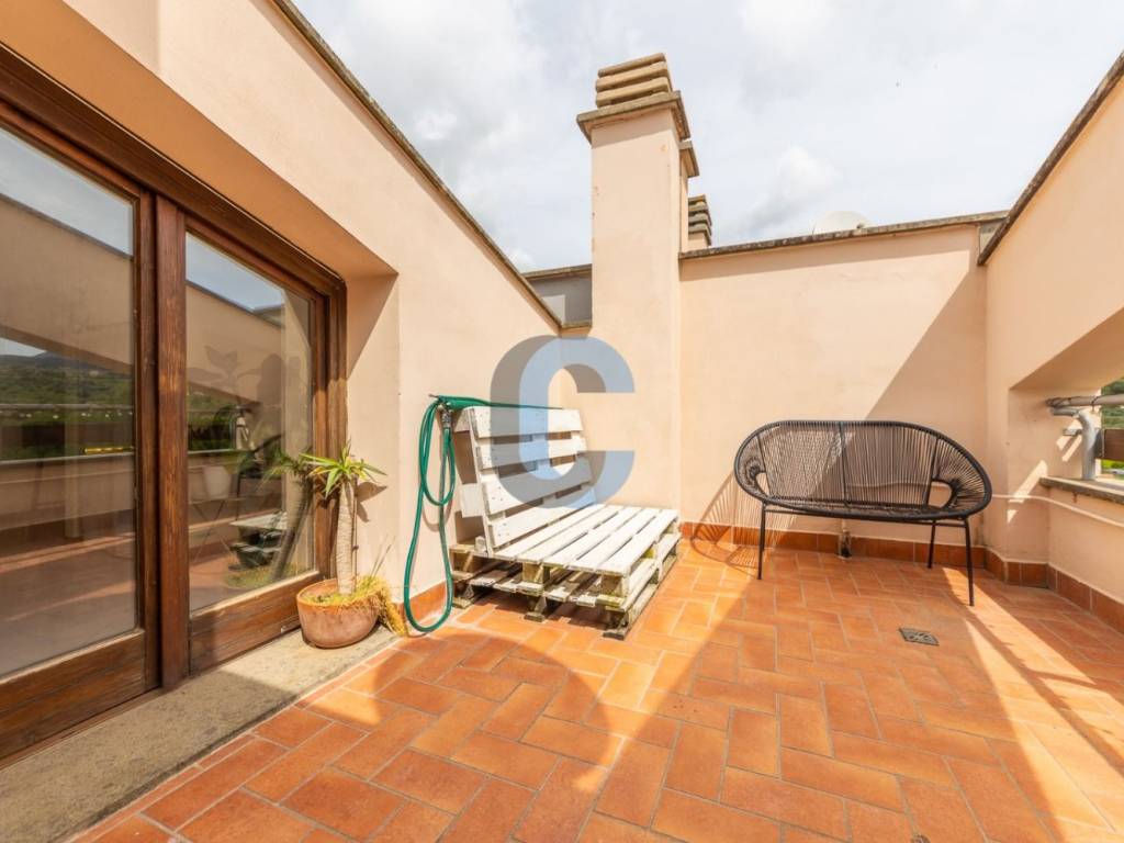 appartamento in vendita a Castel Gandolfo in zona Pavona