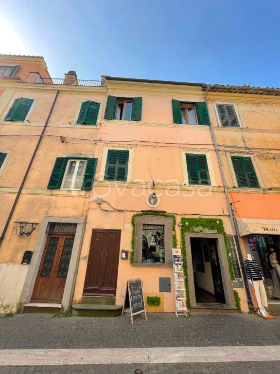 appartamento in vendita a Castel Gandolfo