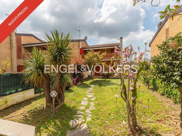 casa indipendente in vendita a Castel Gandolfo