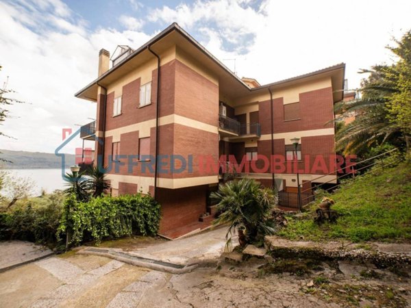 appartamento in vendita a Castel Gandolfo