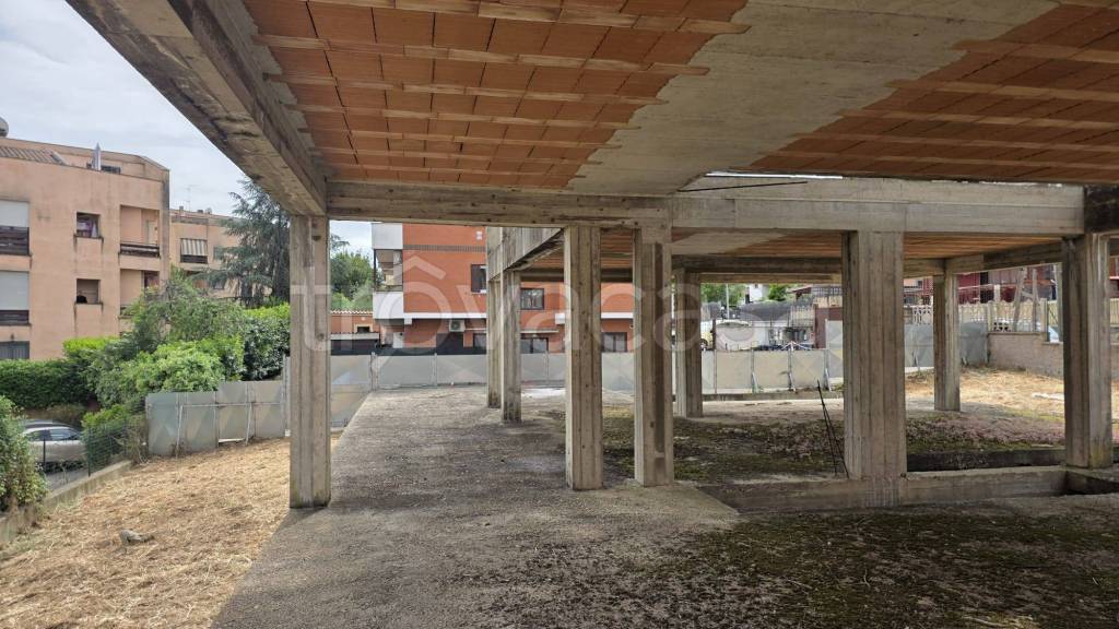 casa indipendente in vendita a Castel Gandolfo in zona Pavona