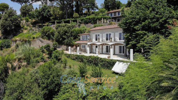 casa indipendente in vendita a Castel Gandolfo