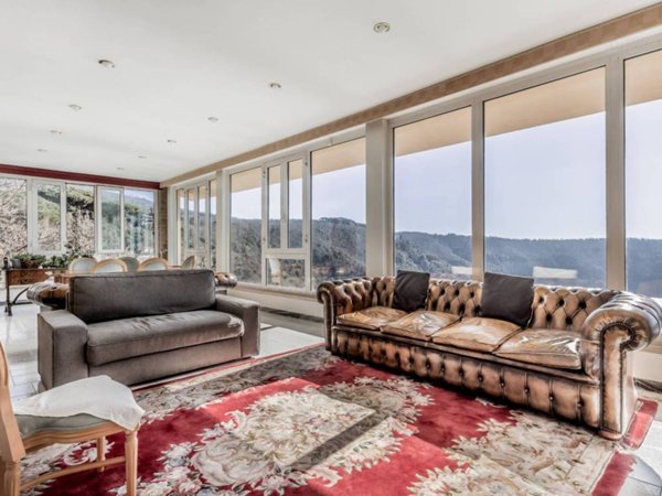 casa indipendente in vendita a Castel Gandolfo