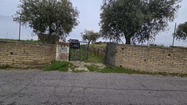 terreno agricolo in vendita a Castel Gandolfo in zona Pavona