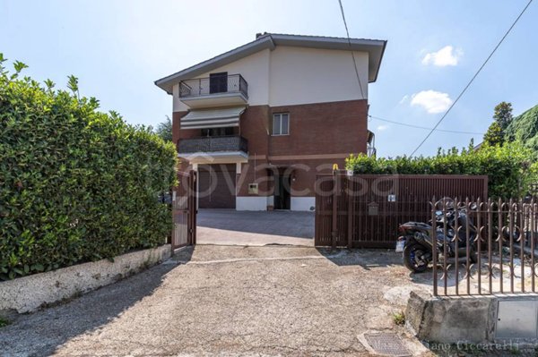 appartamento in vendita a Castel Gandolfo in zona Pavona