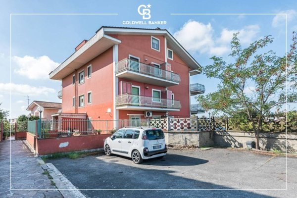 appartamento in vendita a Castel Gandolfo in zona Pavona