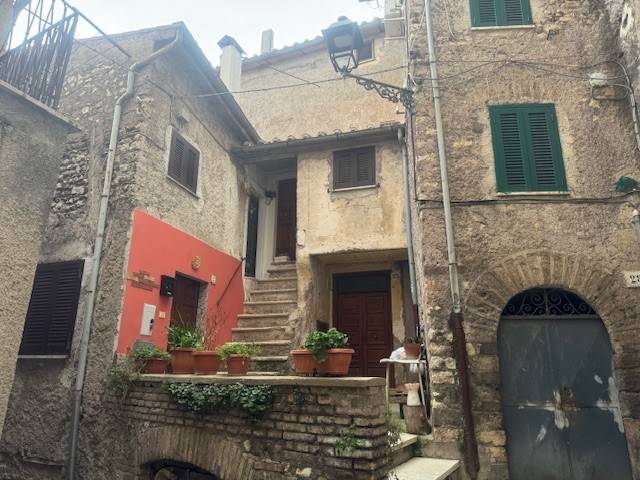 appartamento in vendita a Castel Madama