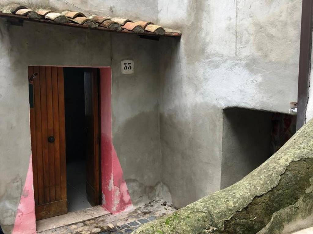 appartamento in vendita a Castel Madama