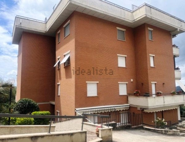 appartamento in vendita a Castel Madama