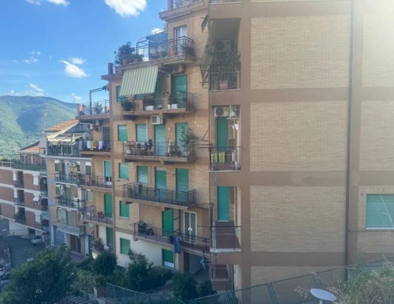 appartamento in vendita a Castel Madama