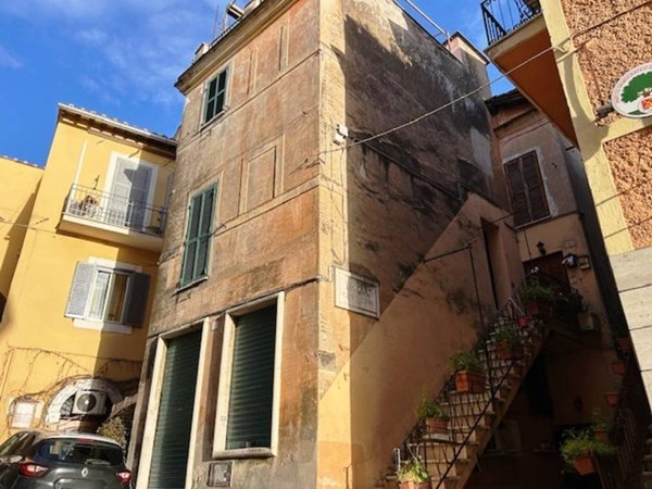 appartamento in vendita a Castel Madama