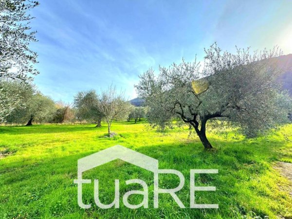 terreno edificabile in vendita a Castel Madama in zona Valle Caprara