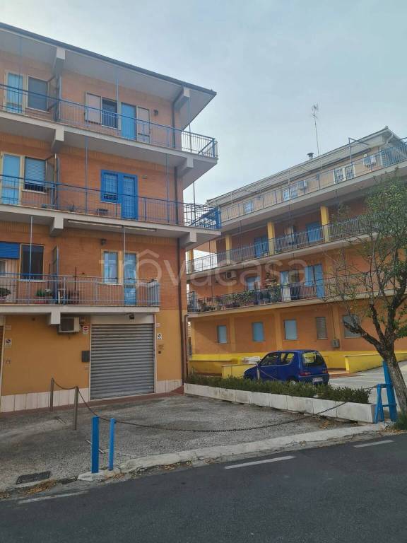appartamento in vendita a Castel Madama