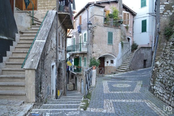appartamento in vendita a Castel Madama